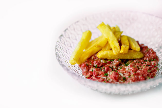 steak tartare meating