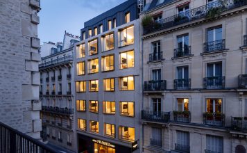 hotel pilgrim parís portada